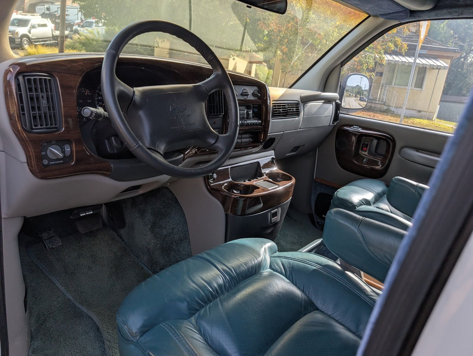 1997 Chevrolet Express G1500 52