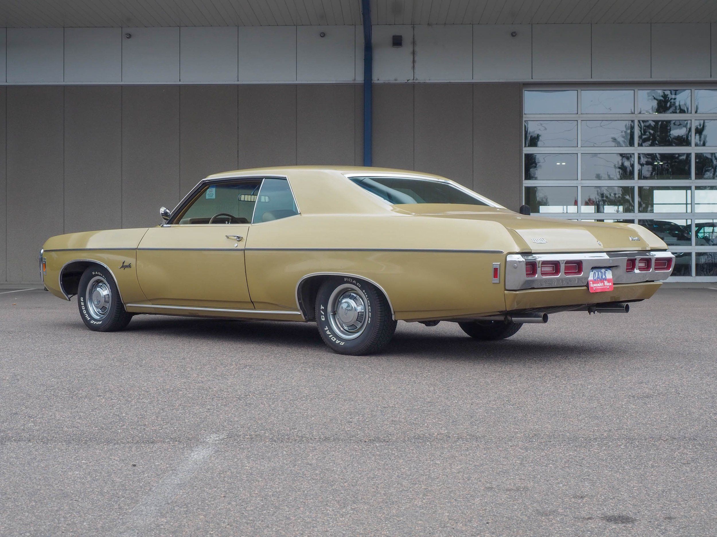 1969 Chevrolet Impala Gold 350