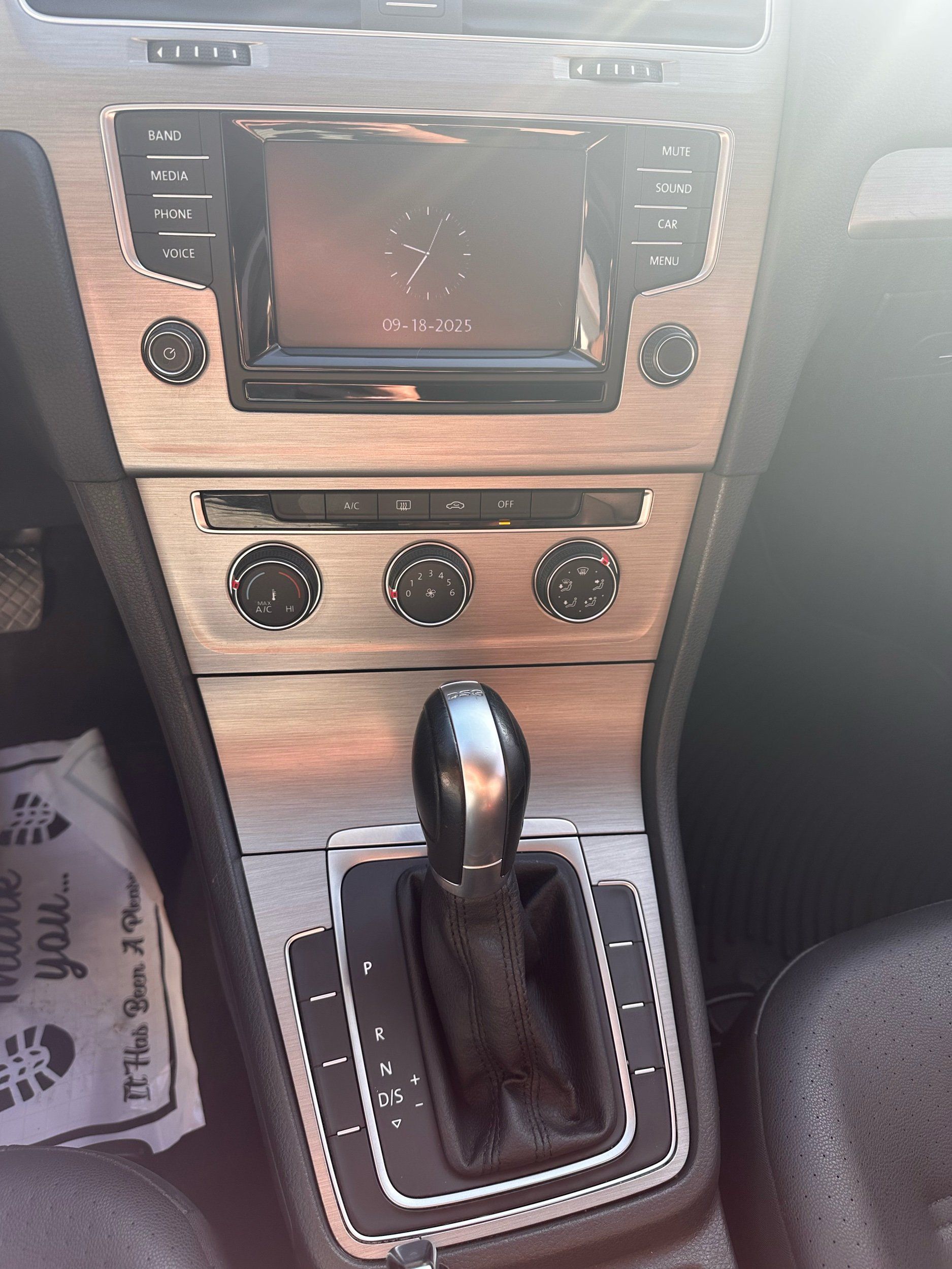 2015 Volkswagen Golf TDI S photo 14