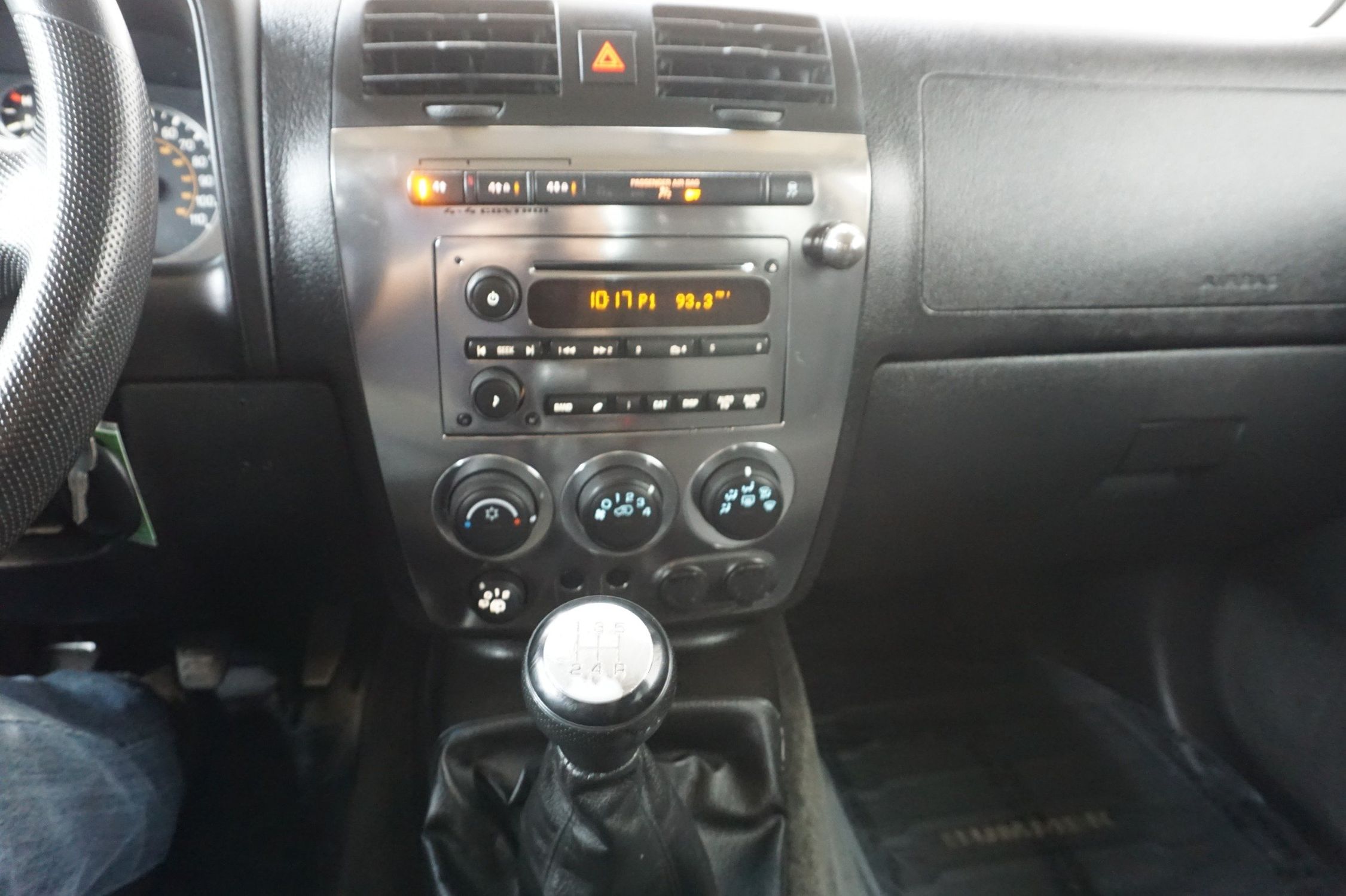 VIEW 31 HI-RES PHOTOS