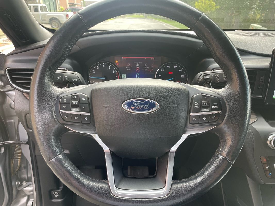 2020 Ford Explorer Limited - Photo 12