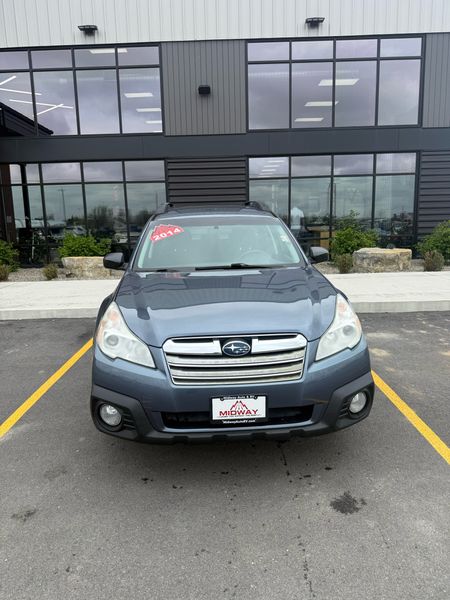 2014 Subaru Outback Base