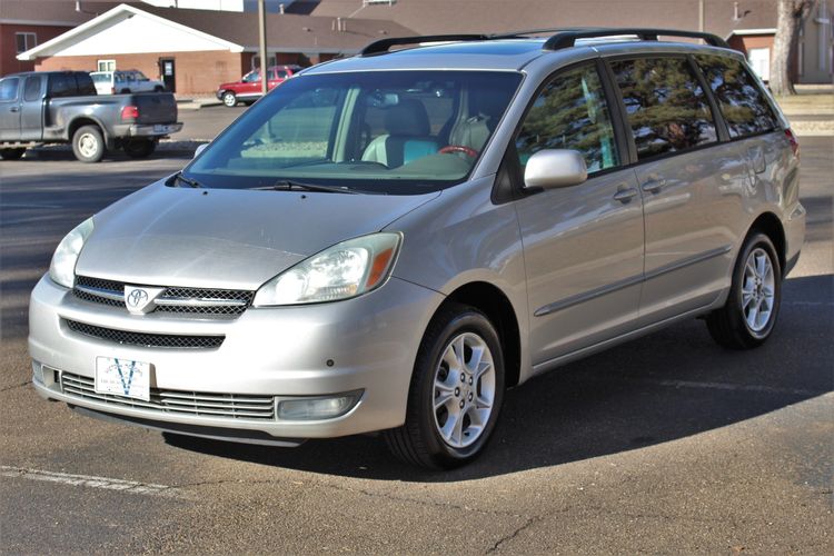 2004 Toyota Sienna XLE Limited 7 Passenger | Victory Motors of Colorado