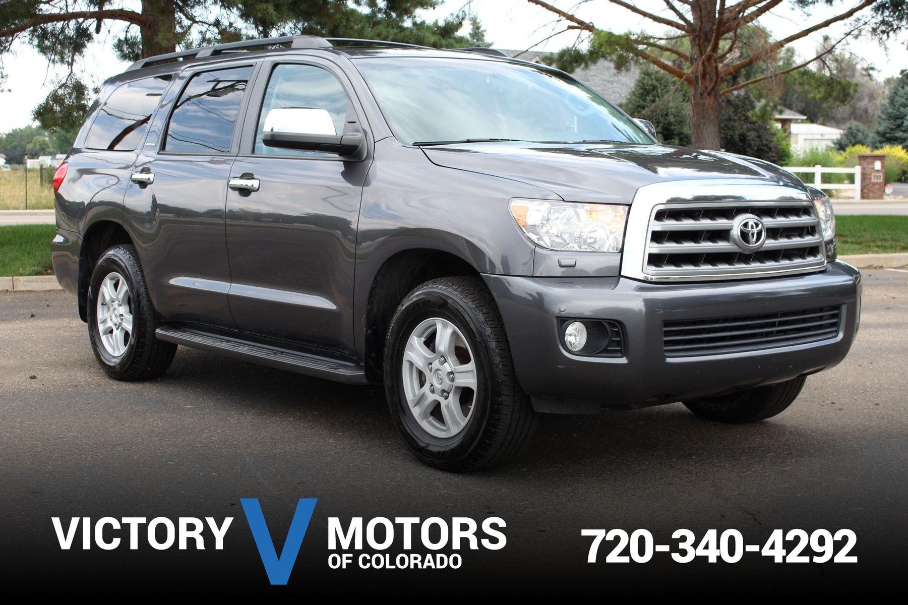 Toyota sequoia 2015