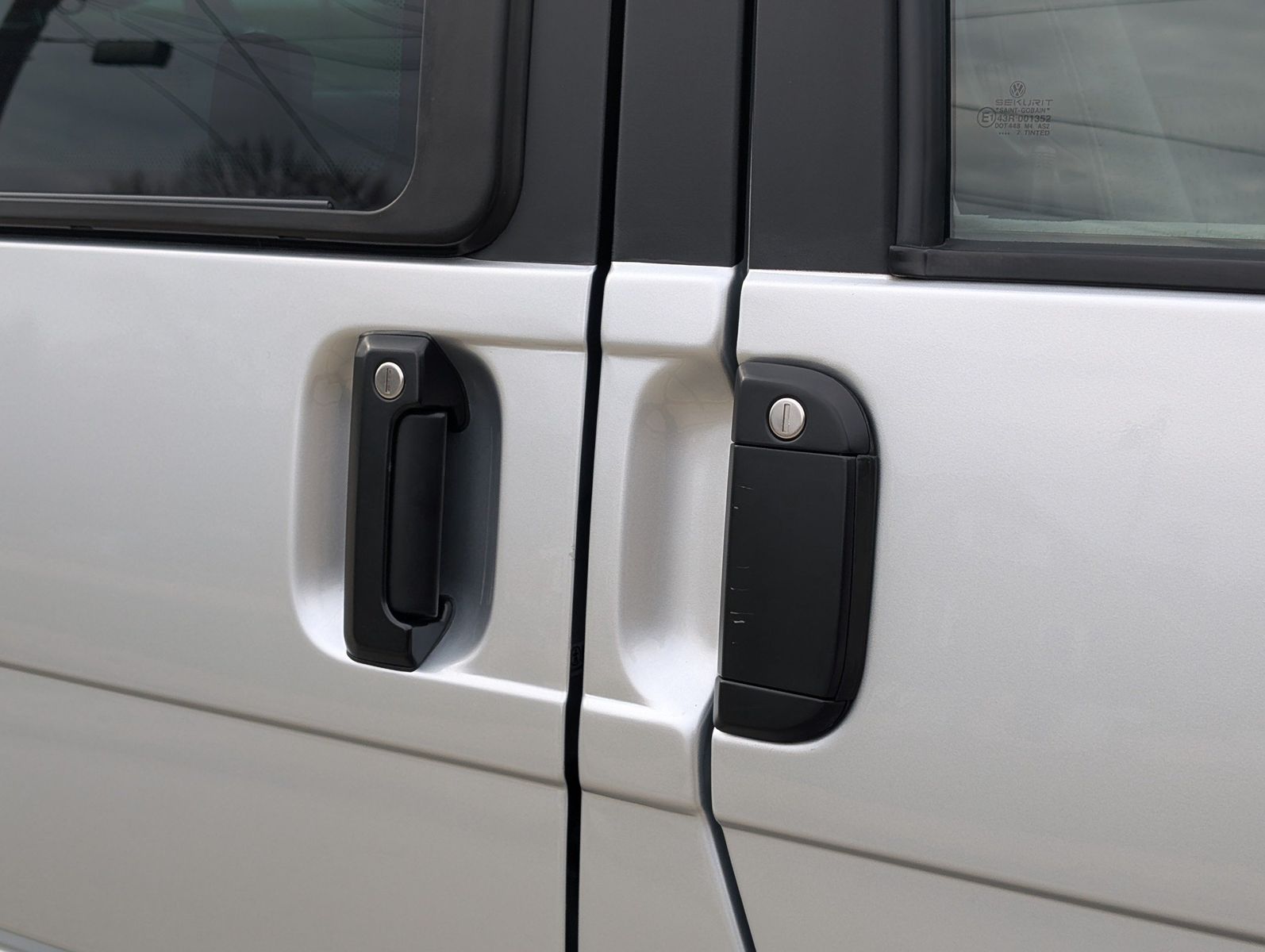 2003 Volkswagen EuroVan 26