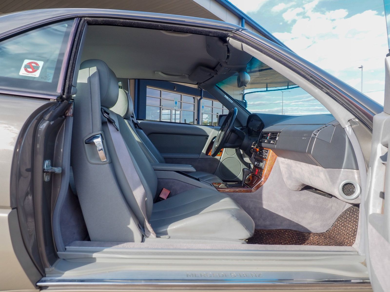 1992 Mercedes-Benz 500-Class 49