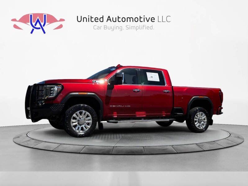 2022 GMC Sierra Denali 4WD Crew Cab Standard Box SRW's photo