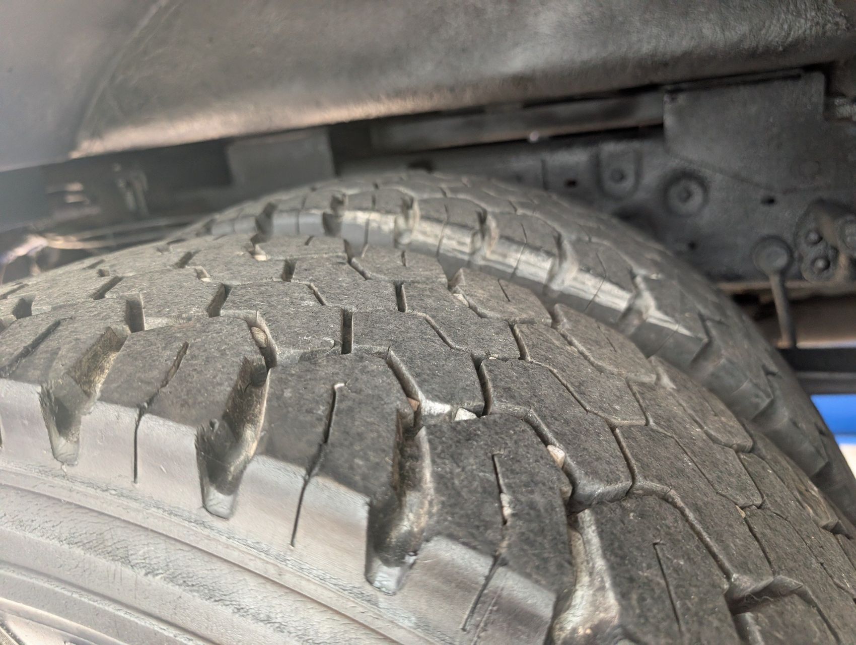 2001 Ford F-550 261