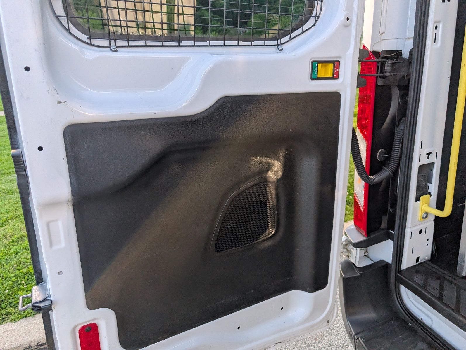 2017 Ford Transit-250 59