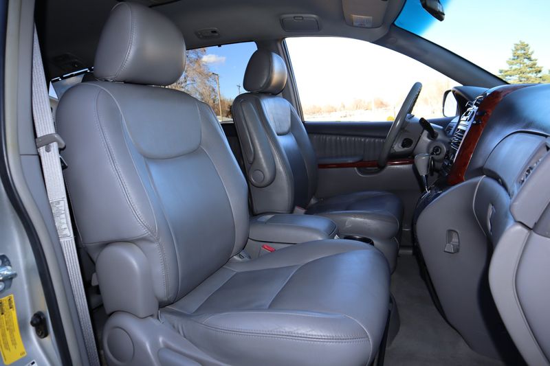 2004 Toyota Sienna XLE 7 Passenger | Victory Motors of Colorado