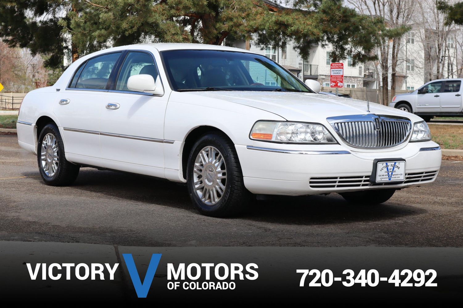 2009 Lincoln Town Car For Sale