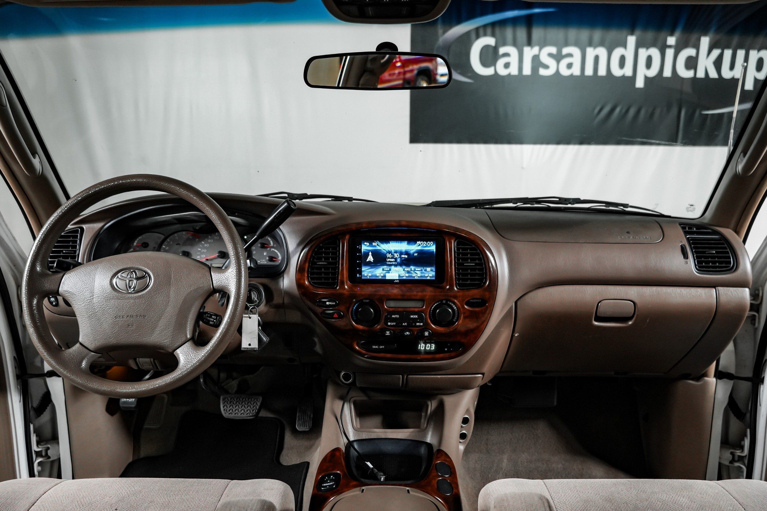2004 Toyota Sequoia SR5 - Photo 14
