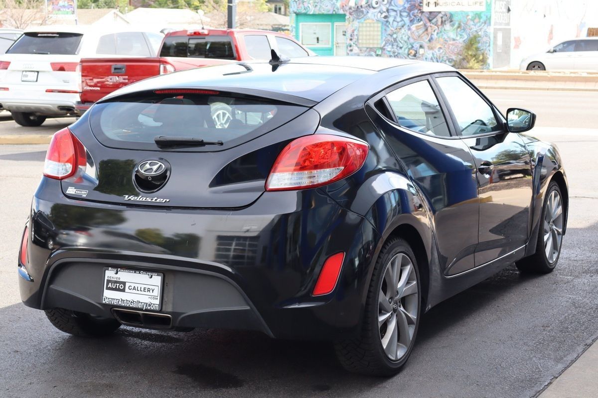 2017 Hyundai VELOSTER 