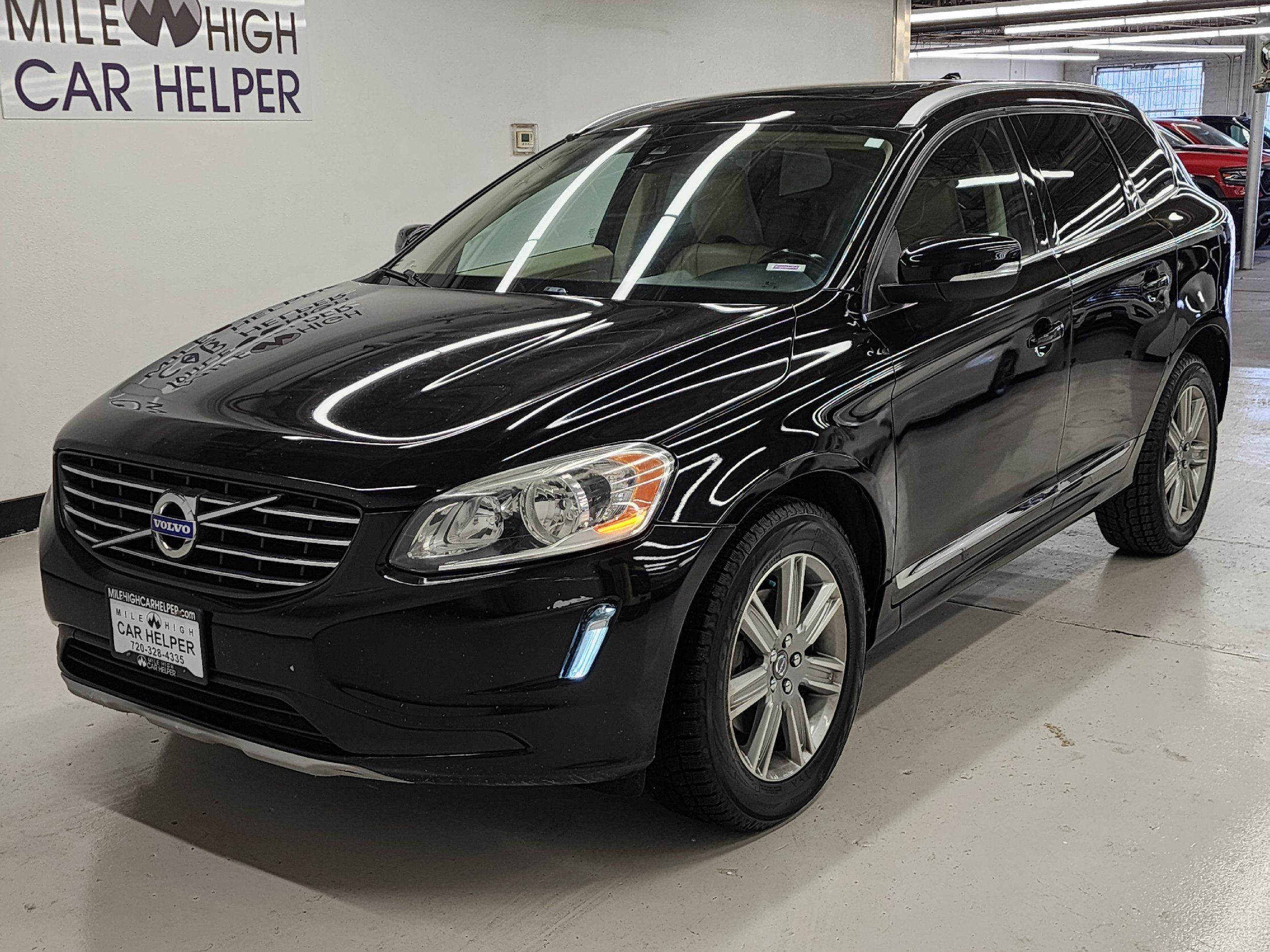 2016 Volvo XC60 T6 Drive-E photo 8