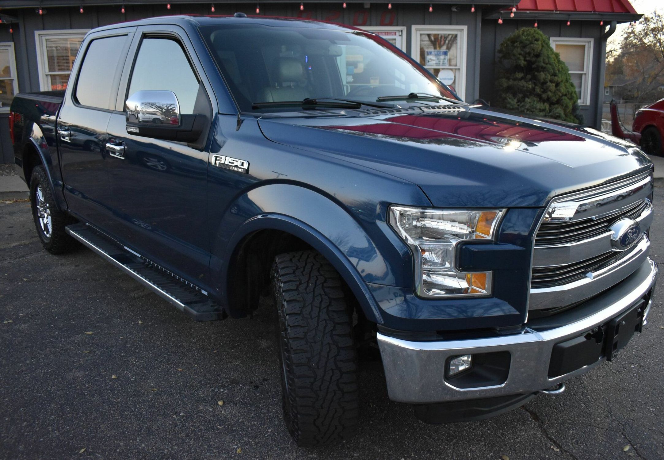 2015 Ford F-150 Lariat photo 4