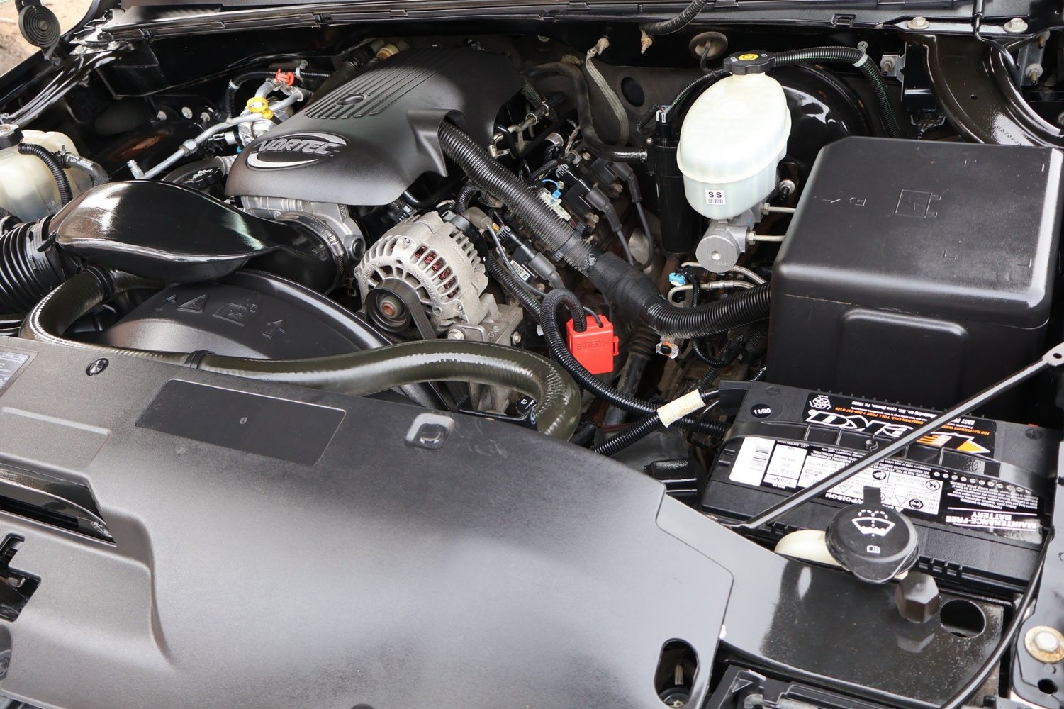 Inspiring 2004 Gmc Sierra 1500 Motor Pictures