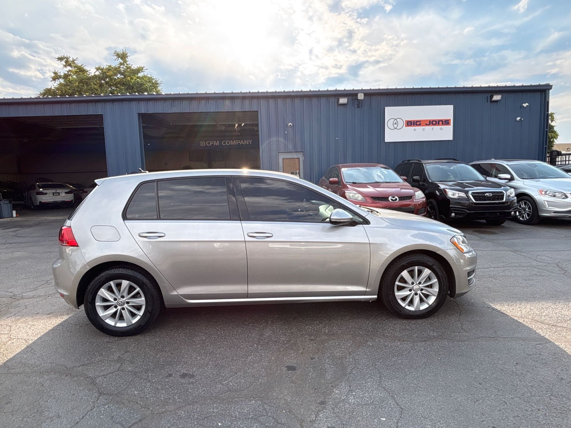 2016 Volkswagen Golf Base TDI SEL photo 36