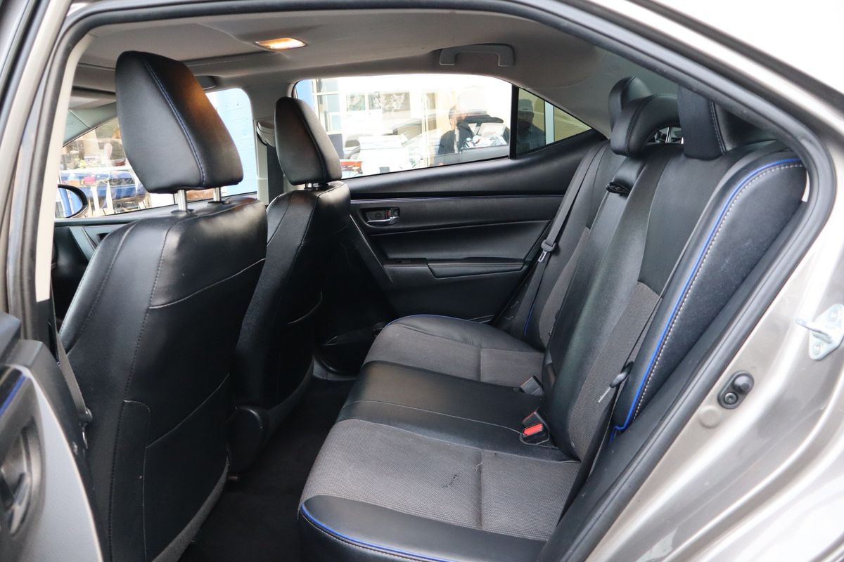 2018 Toyota Corolla SE