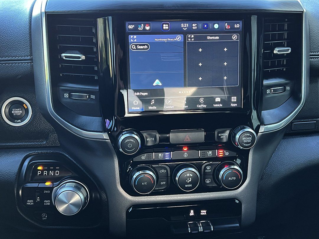 2023 Ram 1500 Laramie photo 10