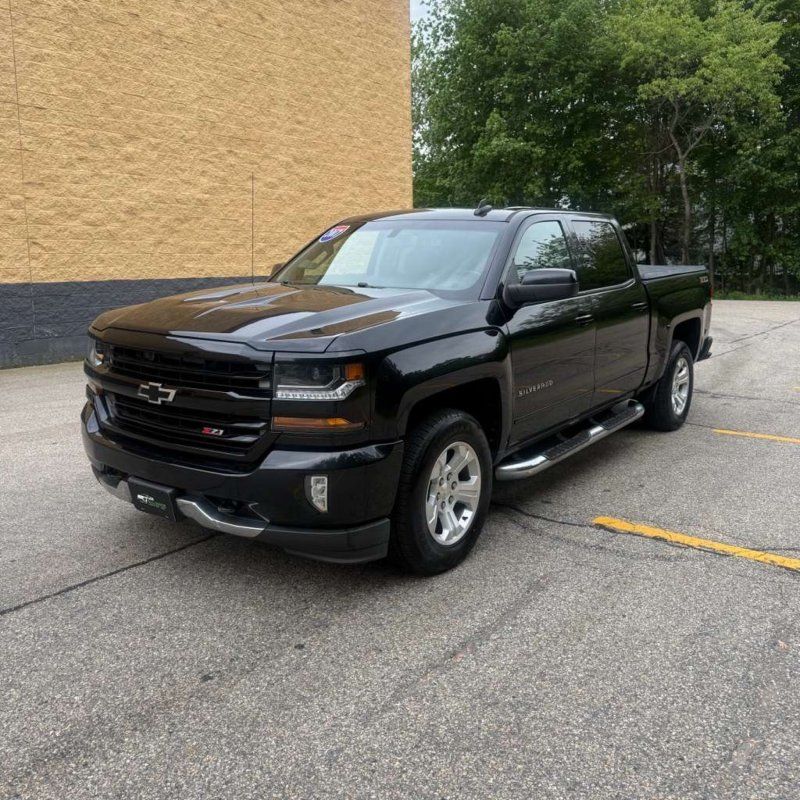 2017 Chevrolet Silverado 1500 LT Z71 4X4 Crew Cab Short Box's photo