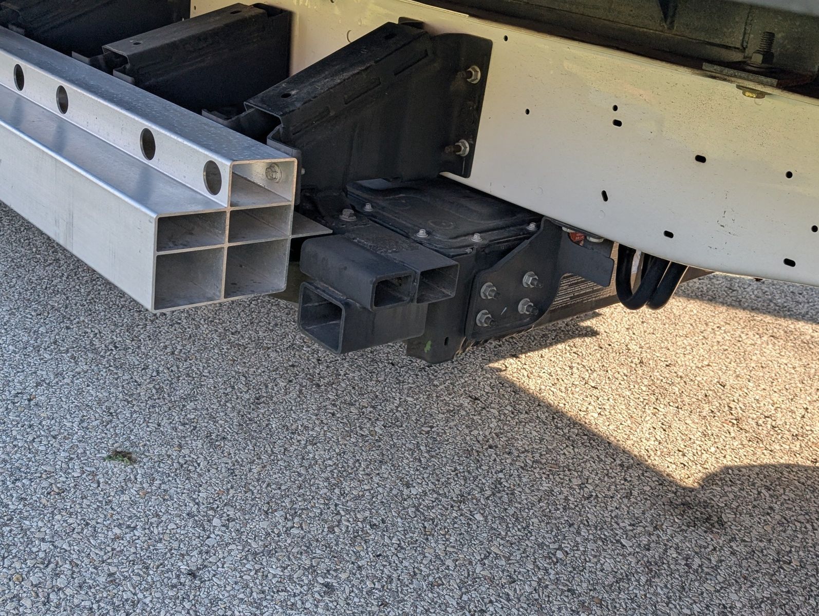 2023 Ford E-Transit-350 48