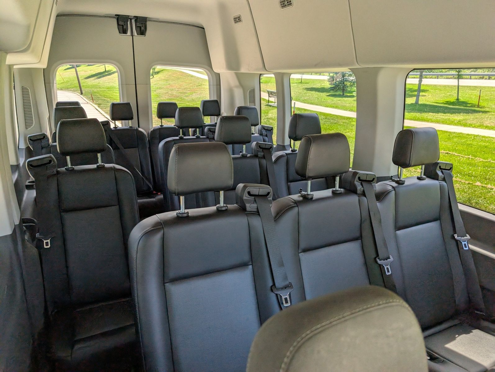 2023 Ford Transit-350 Passenge 26