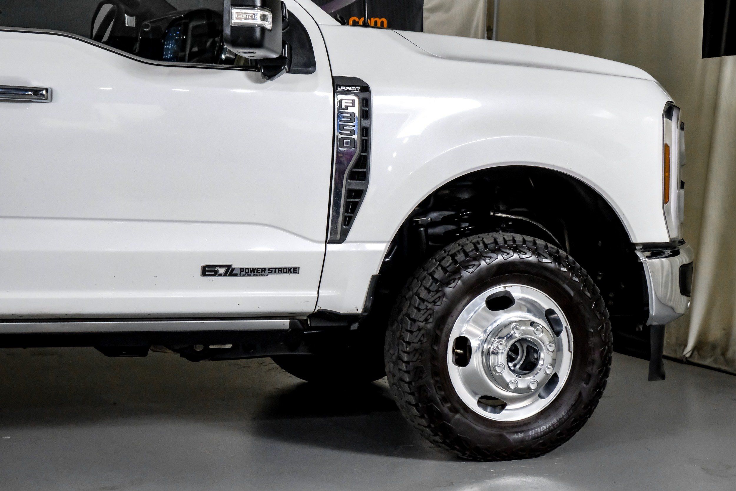2024 Ford F-350 Lariat photo 4