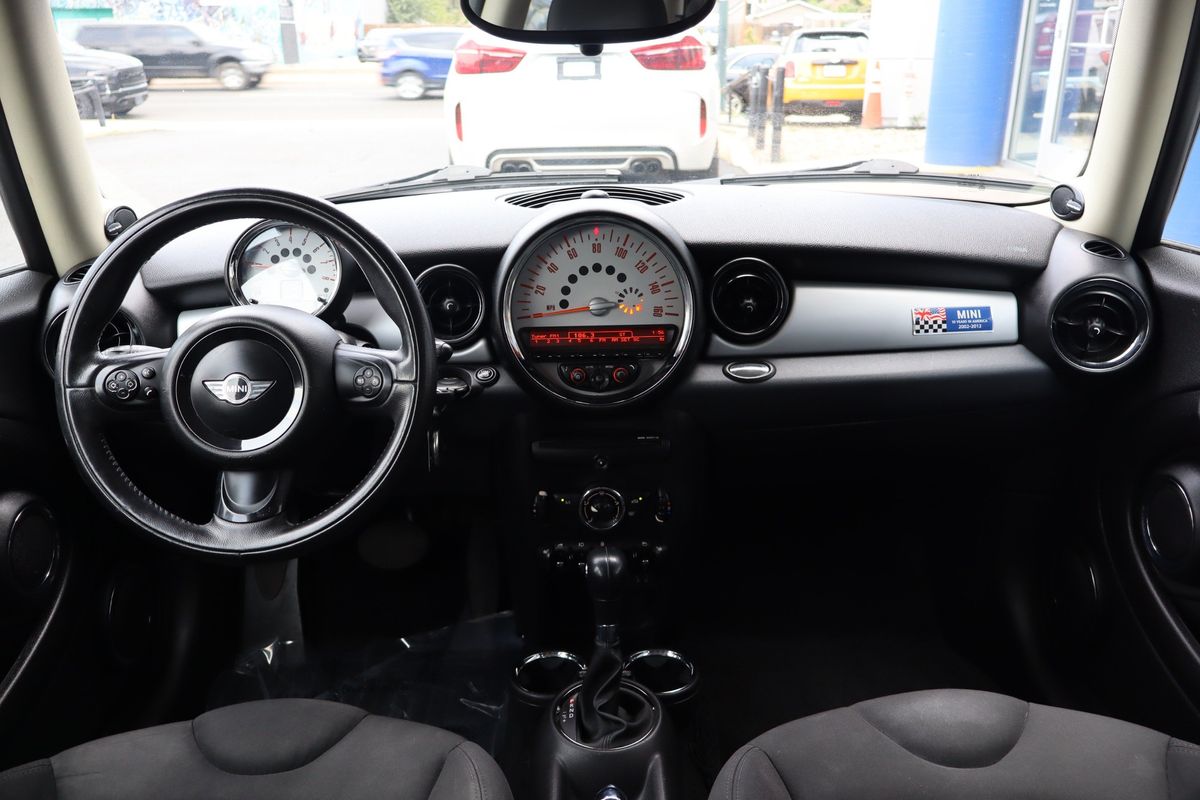 2012 MINI Cooper Hardtop 