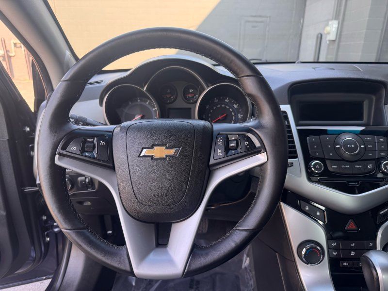 2014 Chevrolet Cruze photo 11