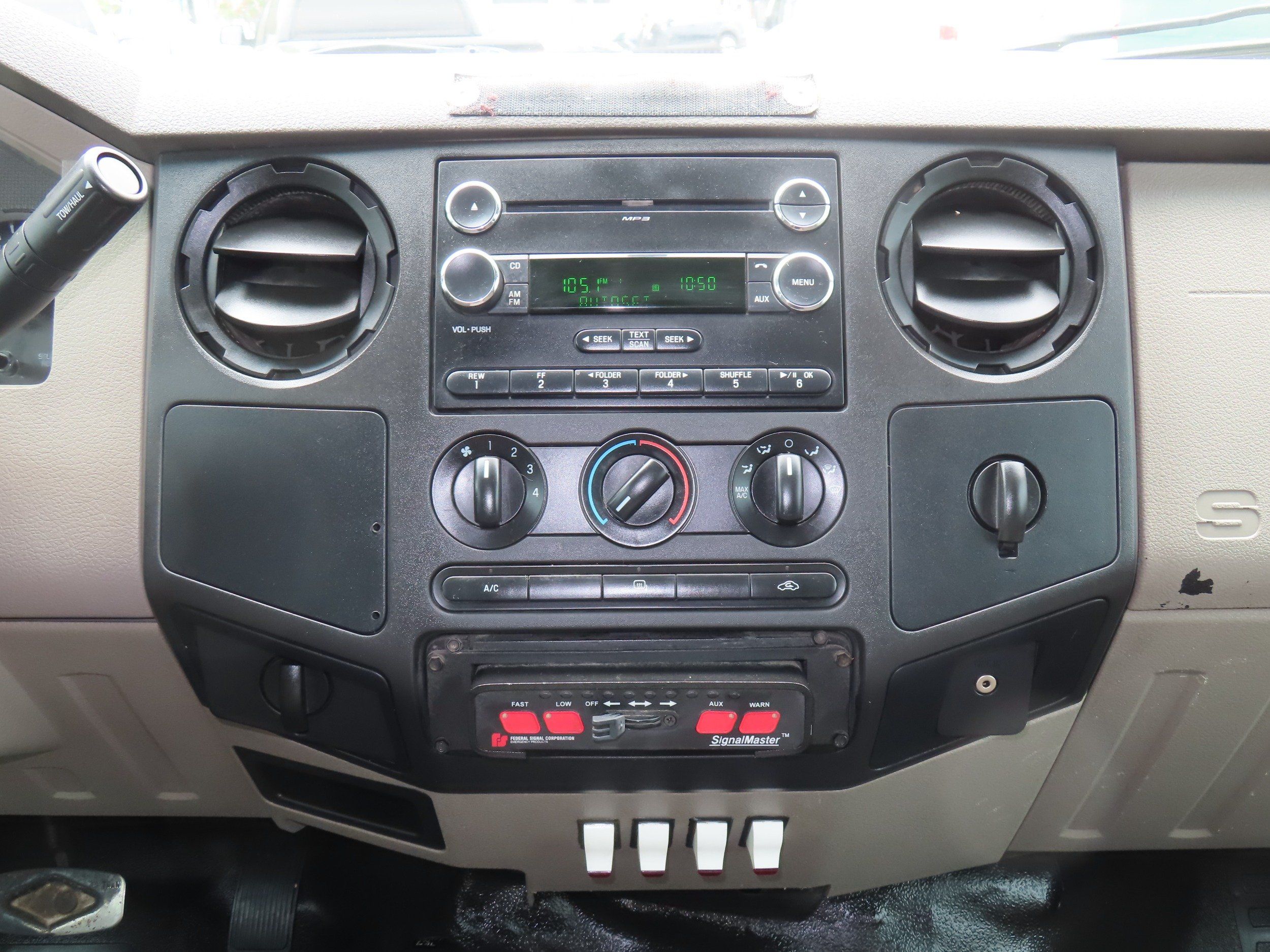 2009 Ford F-350 Super Duty XL - Photo 14