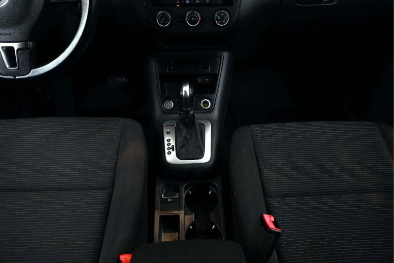 2017 Volkswagen Tiguan S - Photo 21