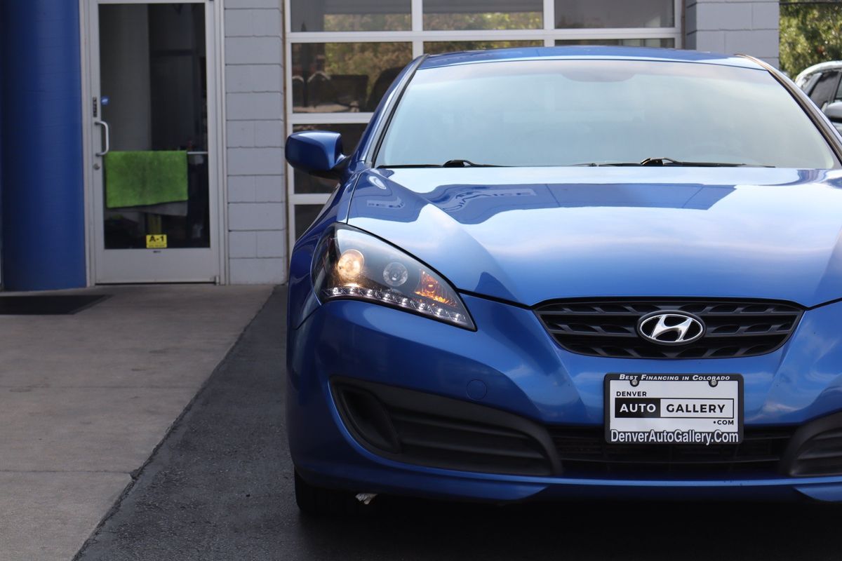 2010 Hyundai Genesis Coupe 2.0T Premium