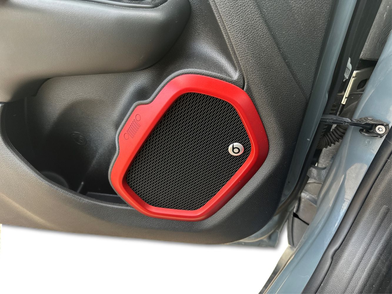 2018 Jeep Renegade Trailhawk photo 30