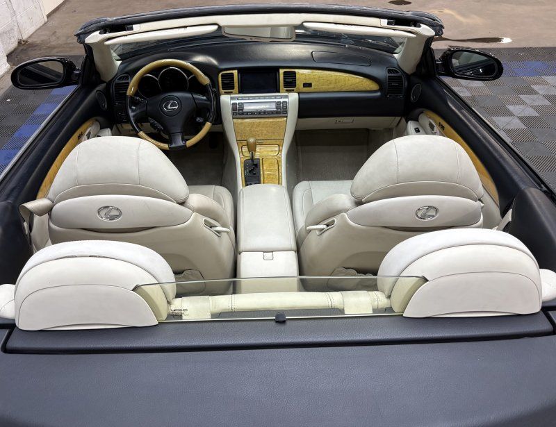 2002 Lexus SC 430 - Photo 9