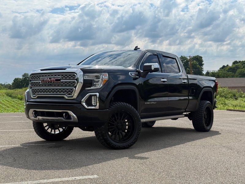 2020 GMC Sierra Denali 4WD Crew Cab Short Box's photo