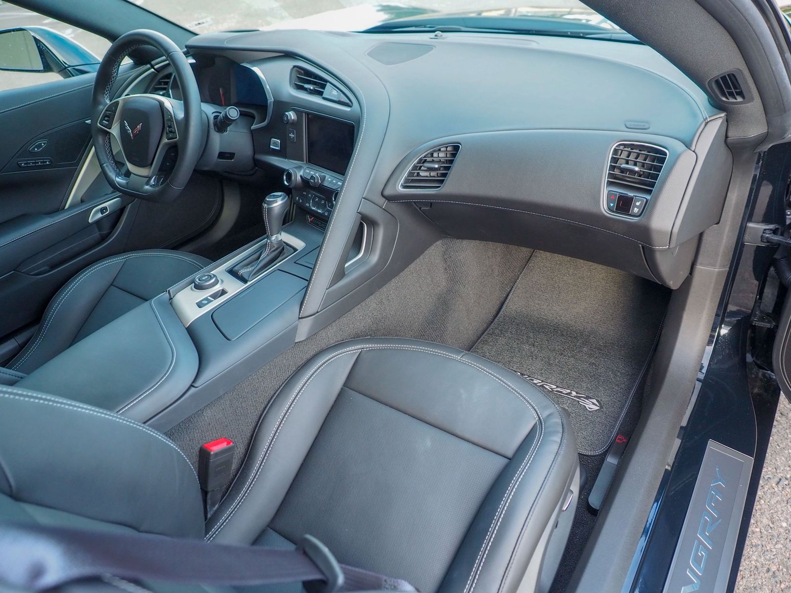2016 Chevrolet Corvette 38