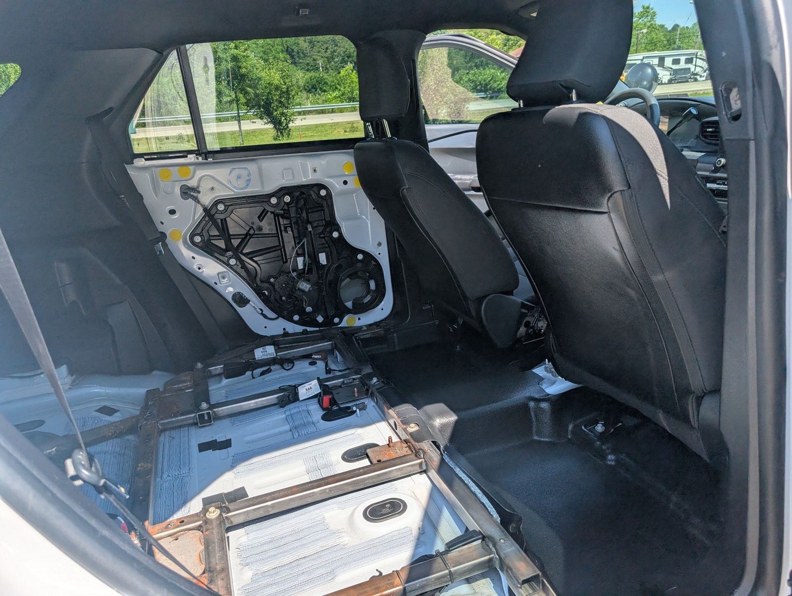 2021 Ford Explorer 37