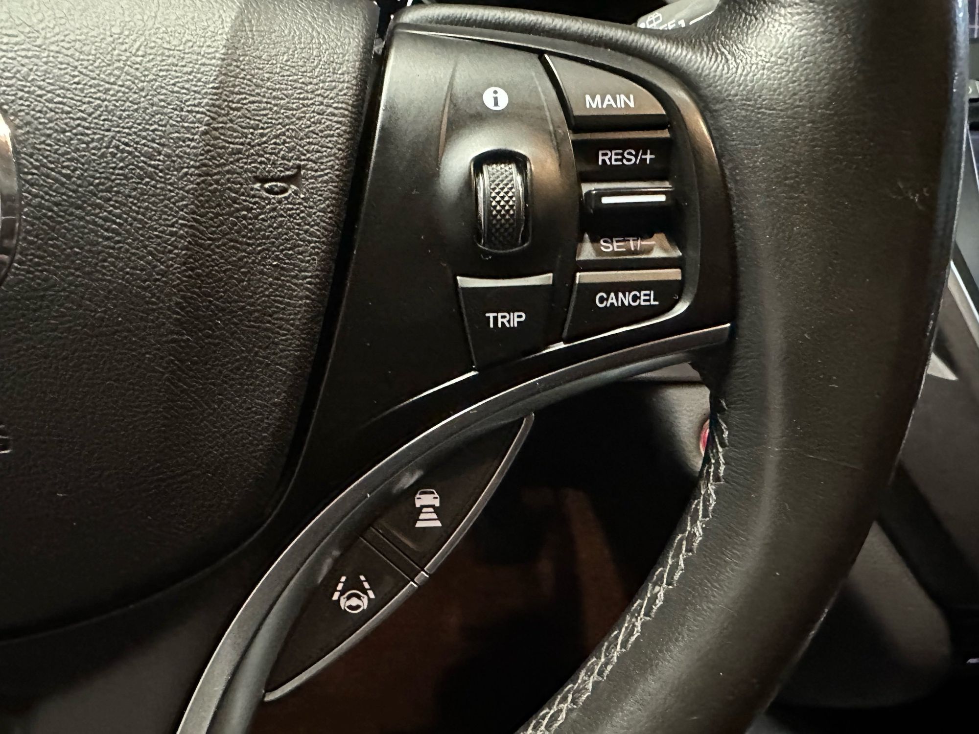 2015 Acura MDX Advance Entertainment photo 11