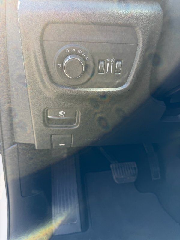 2022 Jeep Grand Cherokee Laredo - Photo 14