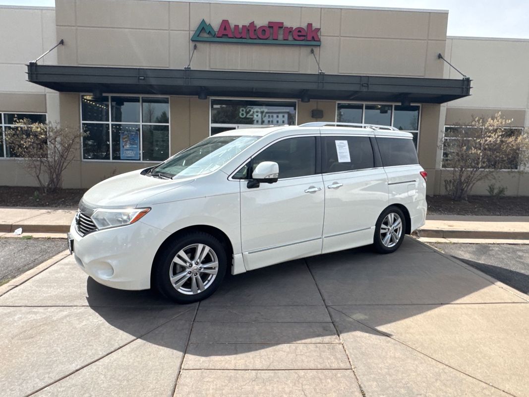 White 2015 Nissan Quest 3.5 Platinum Minivan Front-Wheel Drive Continuously Variable Transmission