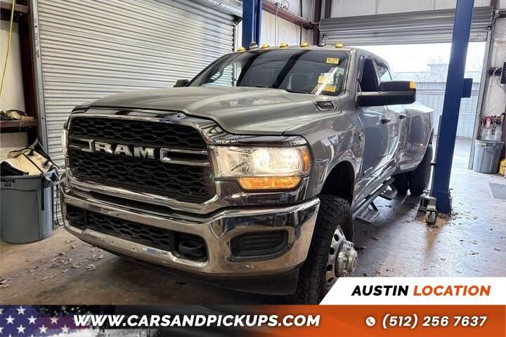 2022 RAM 3500 Tradesman's photo