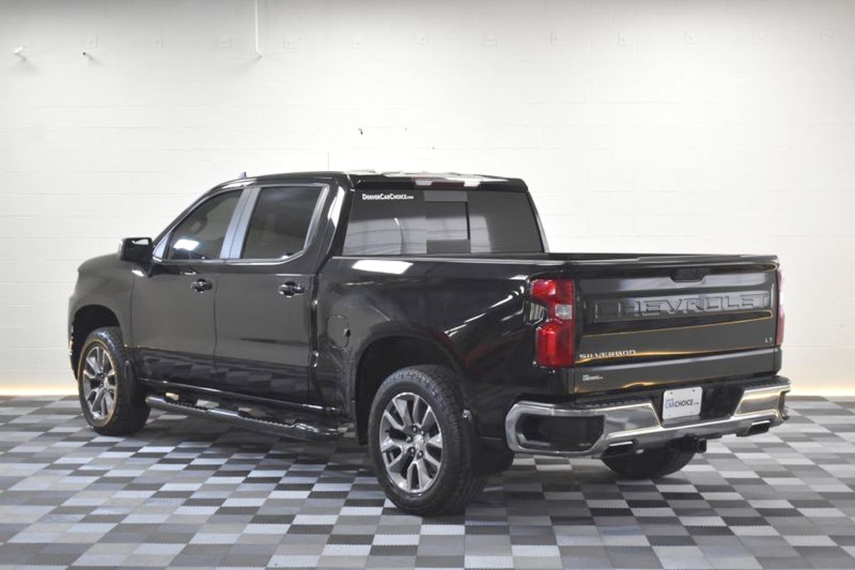2020 Chevrolet Silverado 1500 4WD Crew Cab Short Bed LT