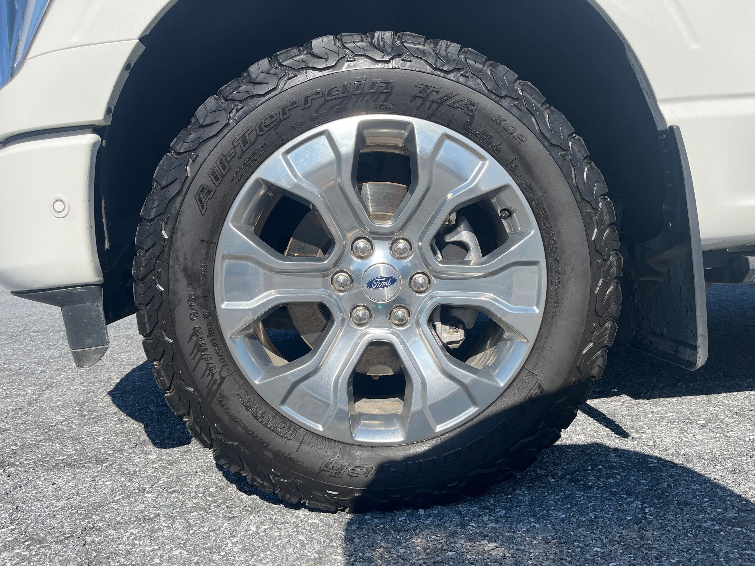 2022 Ford F-150 Platinum photo 10