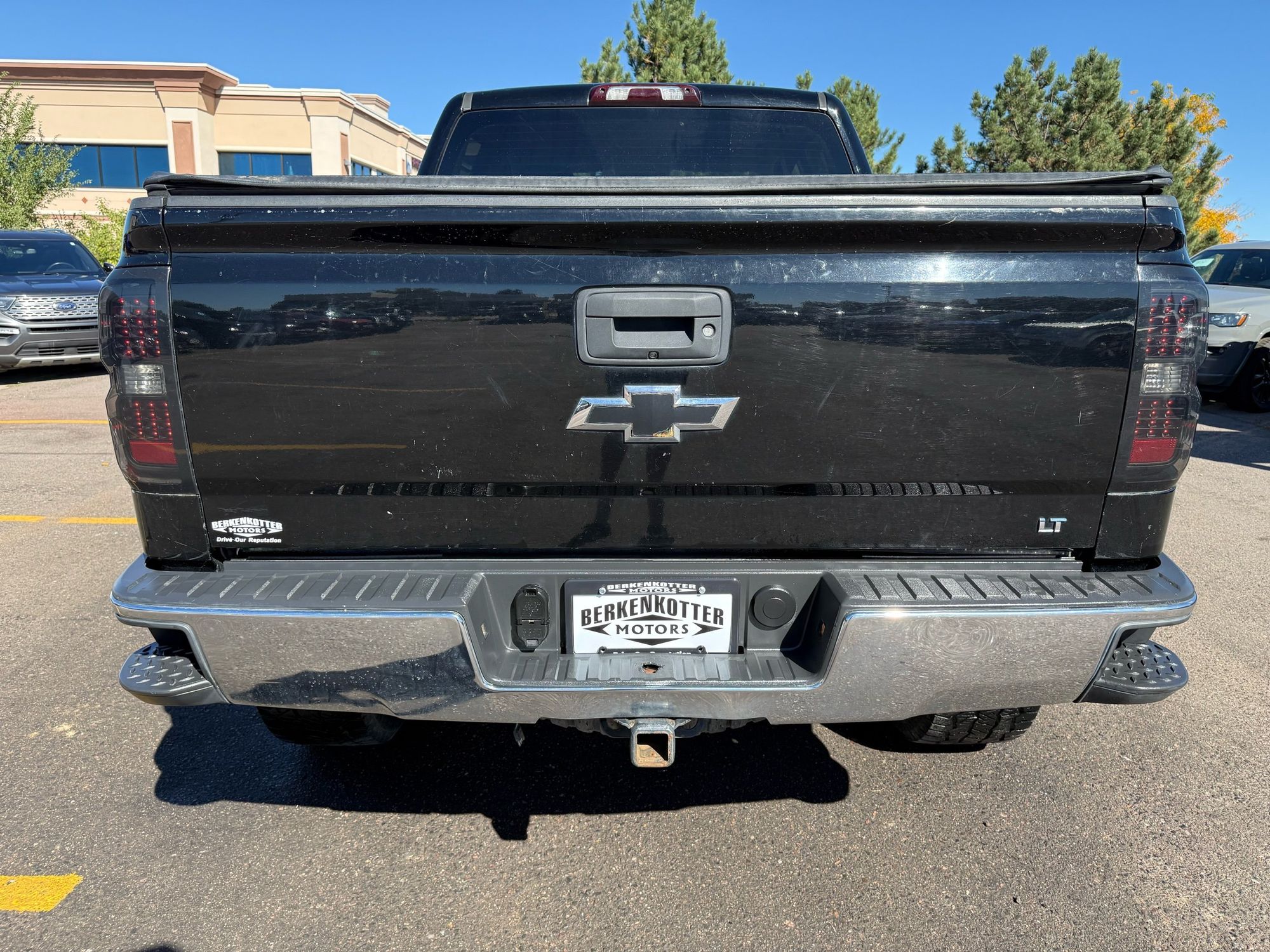2014 Chevrolet Silverado 1500 LT photo 4