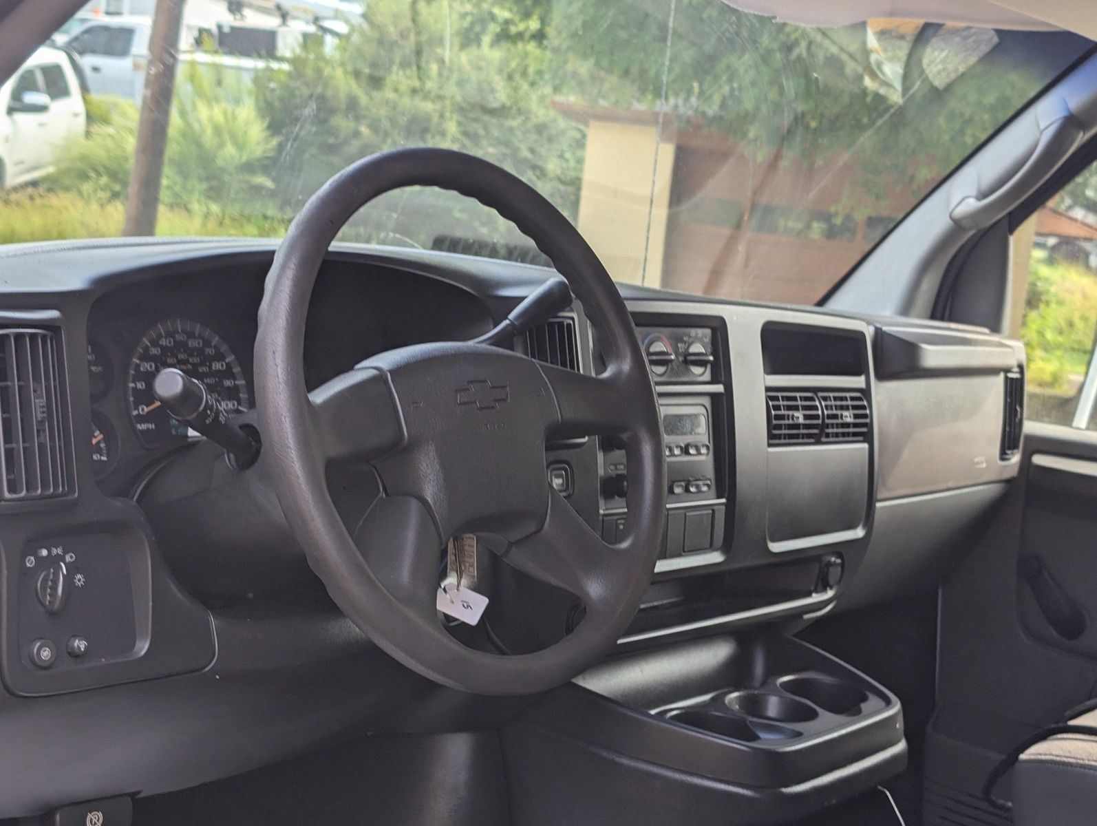 2004 Chevrolet Express Cutaway 68