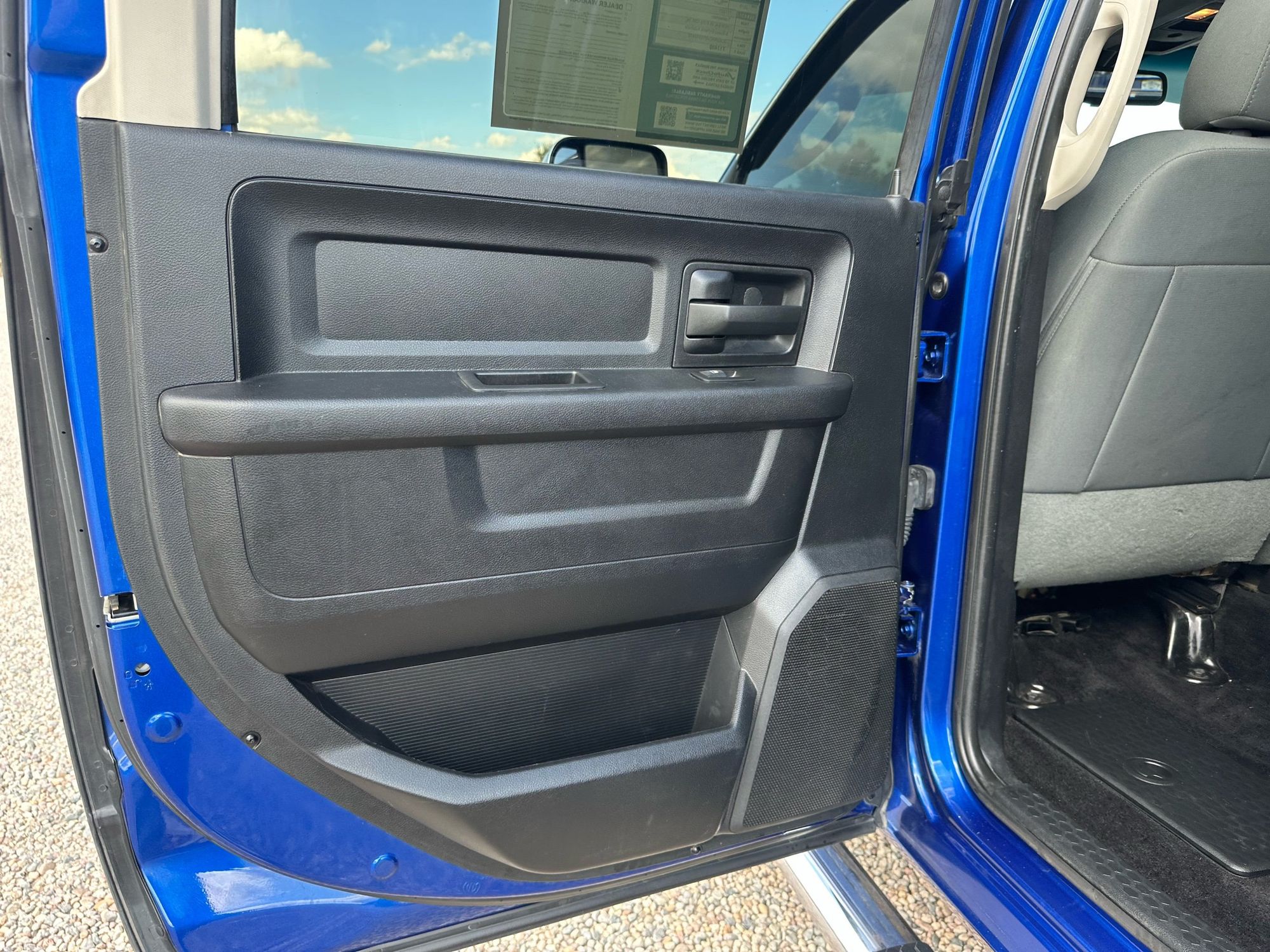 2015 Ram 2500 Tradesman photo 27