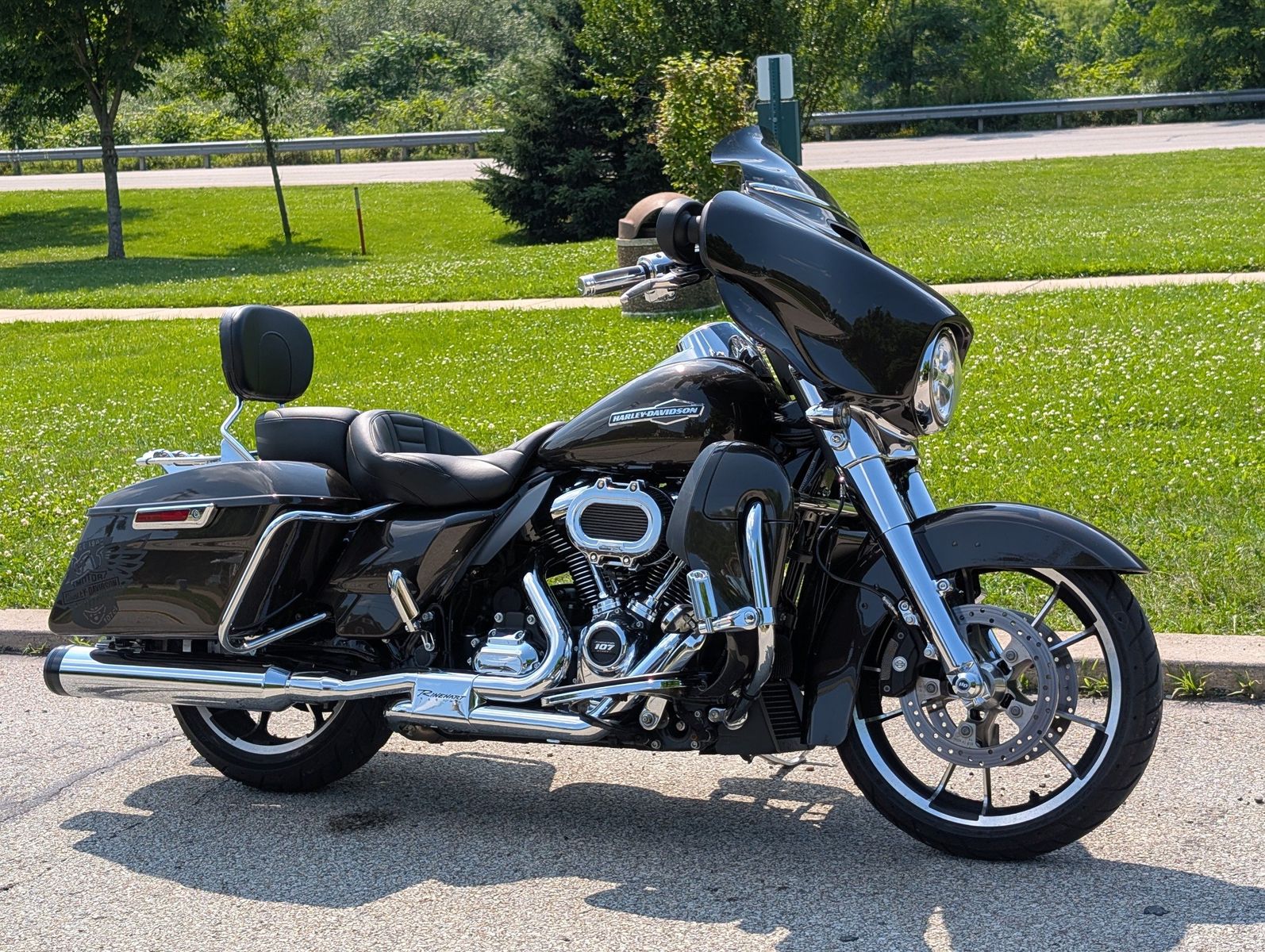 2021 Harley-Davidson Touring 2