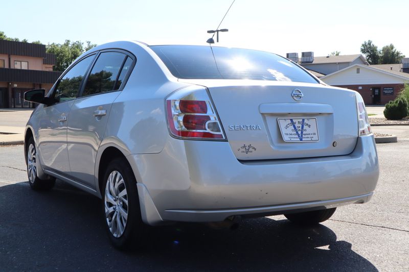 2008 Nissan Sentra Photos