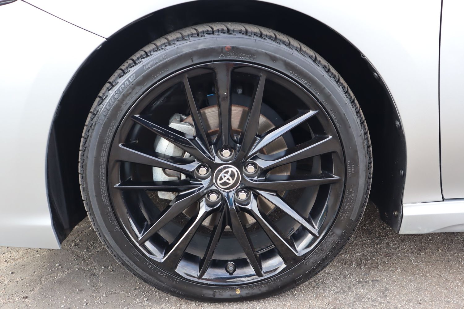 2021 Toyota Camry XSE photo 9