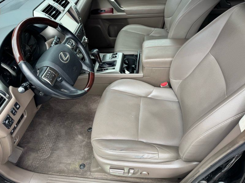 2019 Lexus GX 460 Premium photo 8